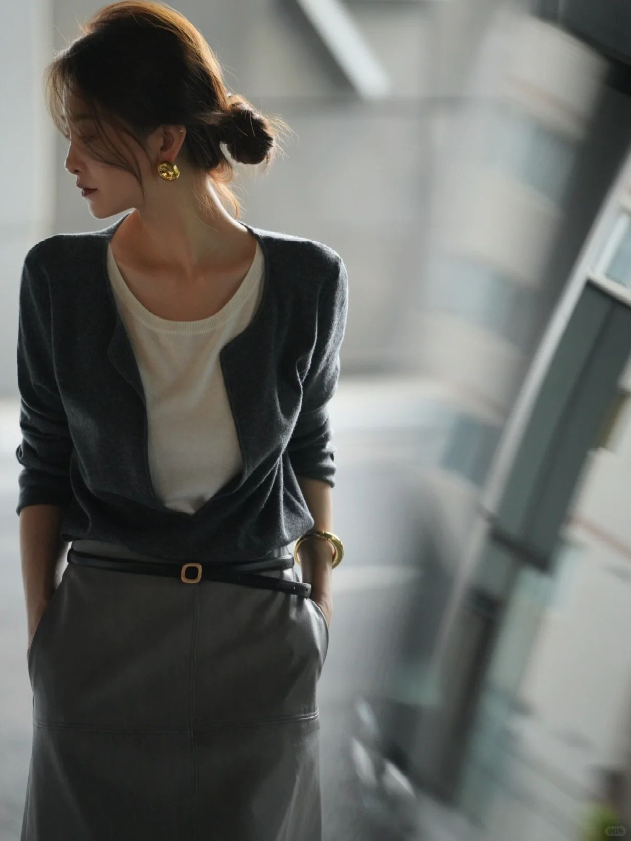 輕熟小香風 針織長袖假兩件上衣 韓系半身皮裙 格雷系套裝 贈皮帶