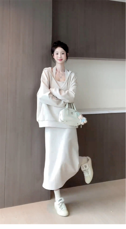 韓系慵懶 |  休閒衛衣+ 掛脖洋裝套裝 