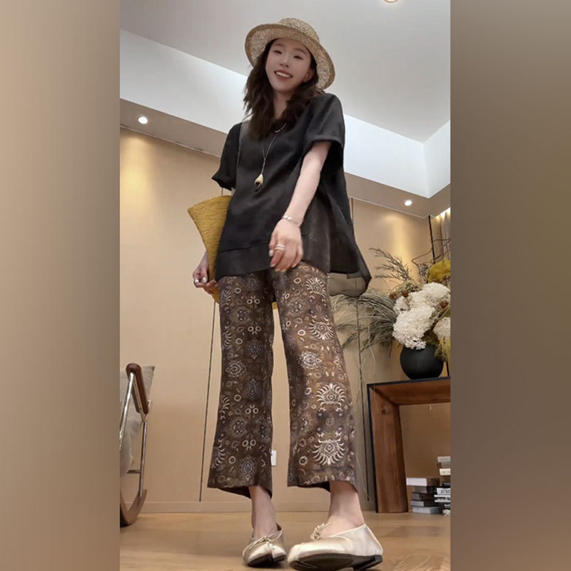 韓系復古減齡套裝 | 寬鬆網紗拼接短 T  | 復古印花微喇叭褲