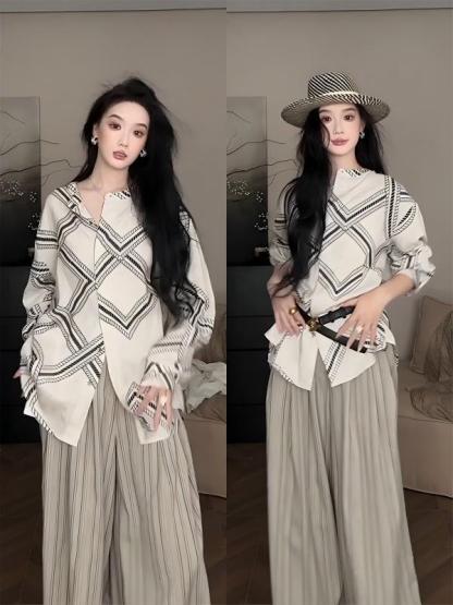 秋季老錢風套裝 | 復古圖騰印花襯衫 + 條紋休閒褲 | 低調奢華兩件套 | 質感通勤穿搭