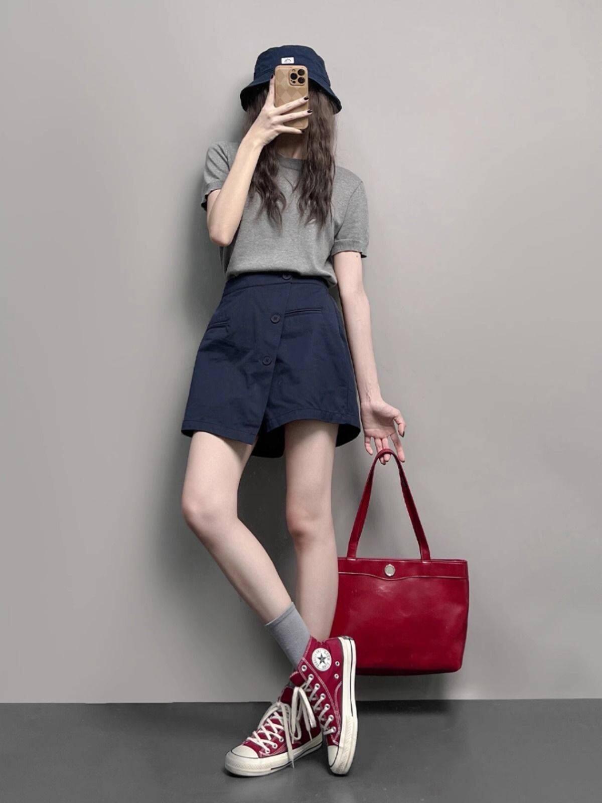 高級簡約鬆弛套裝 | 圓領短袖針織衫 | 顯瘦百搭短裙褲