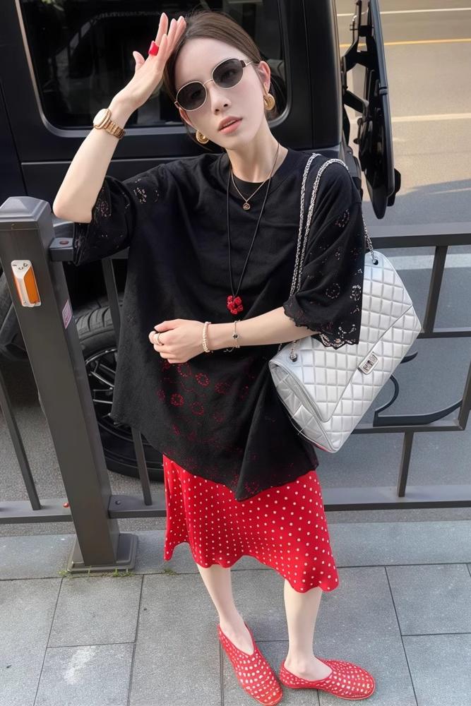 夏季韓風套裝｜鏤空碎花上衣+波點直筒裙｜寬鬆兩件式｜小清新氣質款