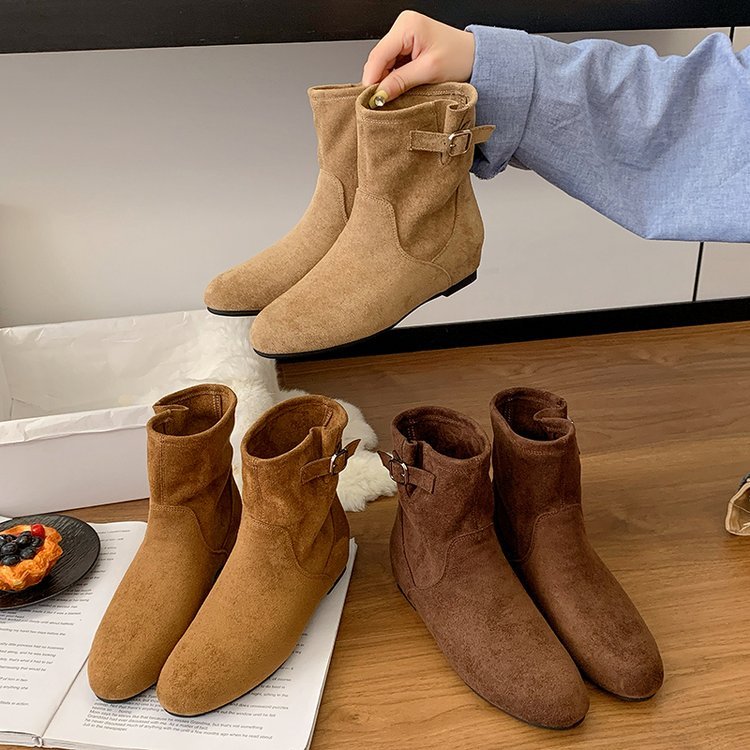 法式圓頭馬丁短靴｜隱形內增高設計｜西部風平底短筒靴