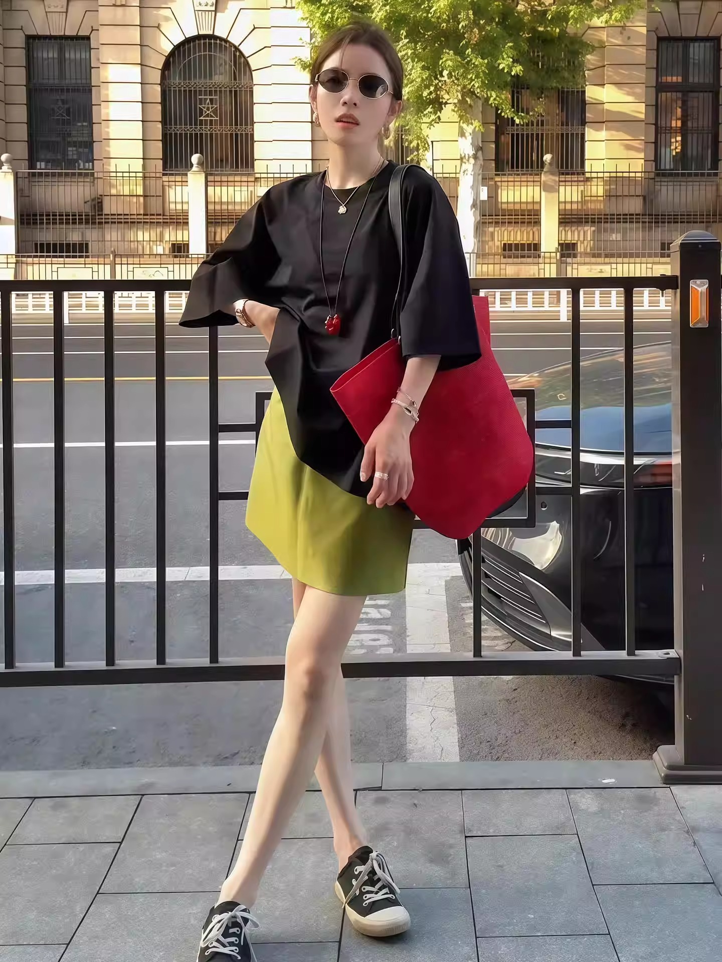 【預售】紅寶石托特包｜純手工拉菲草編織設計｜水桶包+大容量｜百搭度假慵懶風