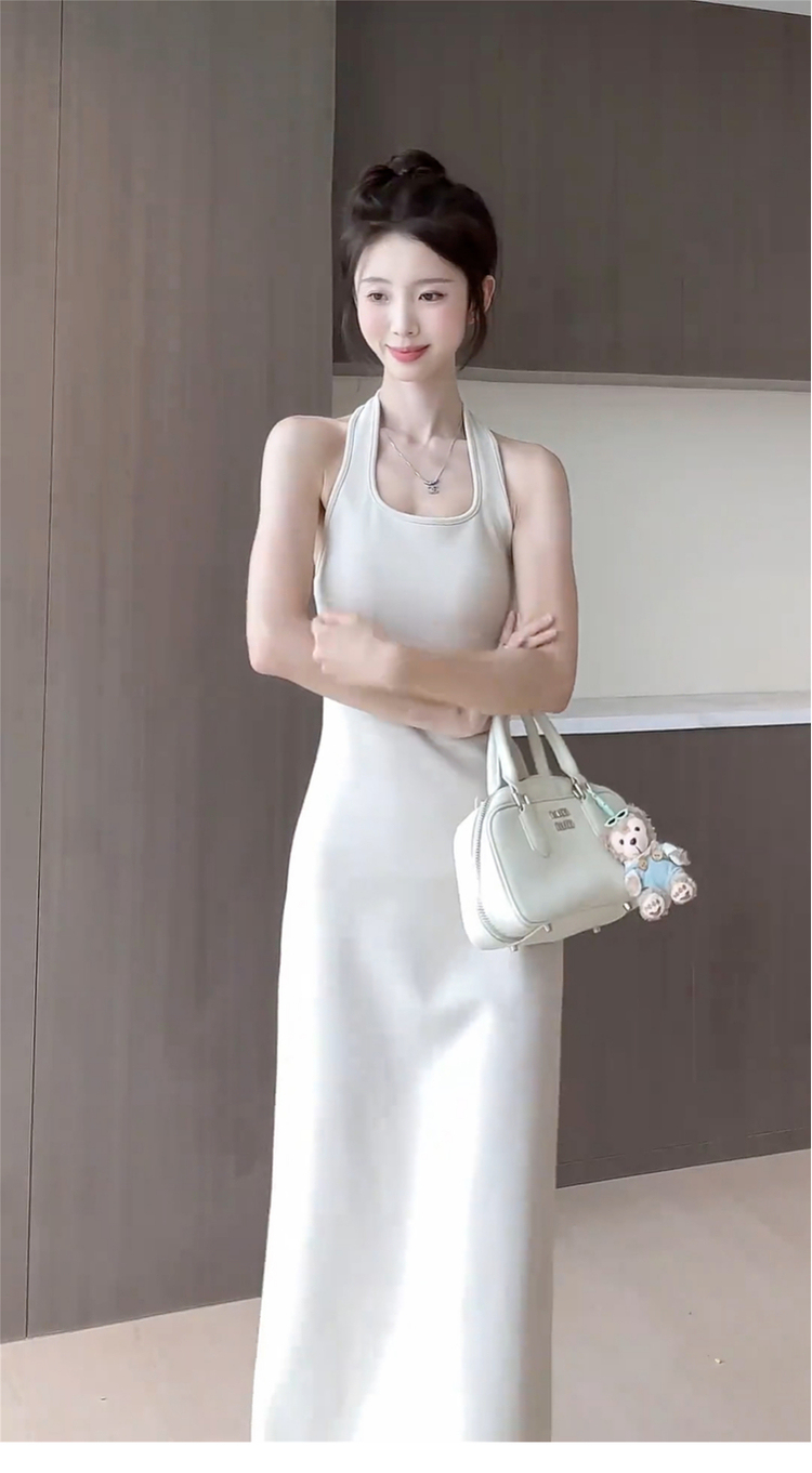 韓系慵懶 |  休閒衛衣+ 掛脖洋裝套裝 