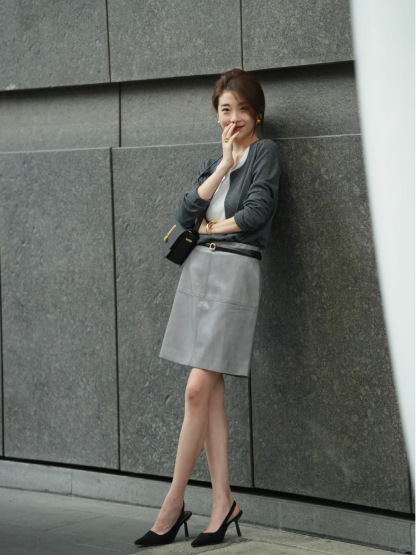 輕熟小香風 針織長袖假兩件上衣 韓系半身皮裙 格雷系套裝 贈皮帶