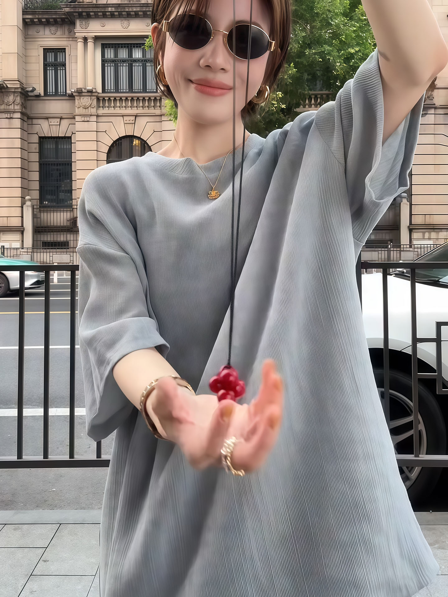 夏季新款灰色系慵懶風套裝｜灰色短T+高腰半身裙｜顯瘦兩件式設計｜簡約時尚穿搭