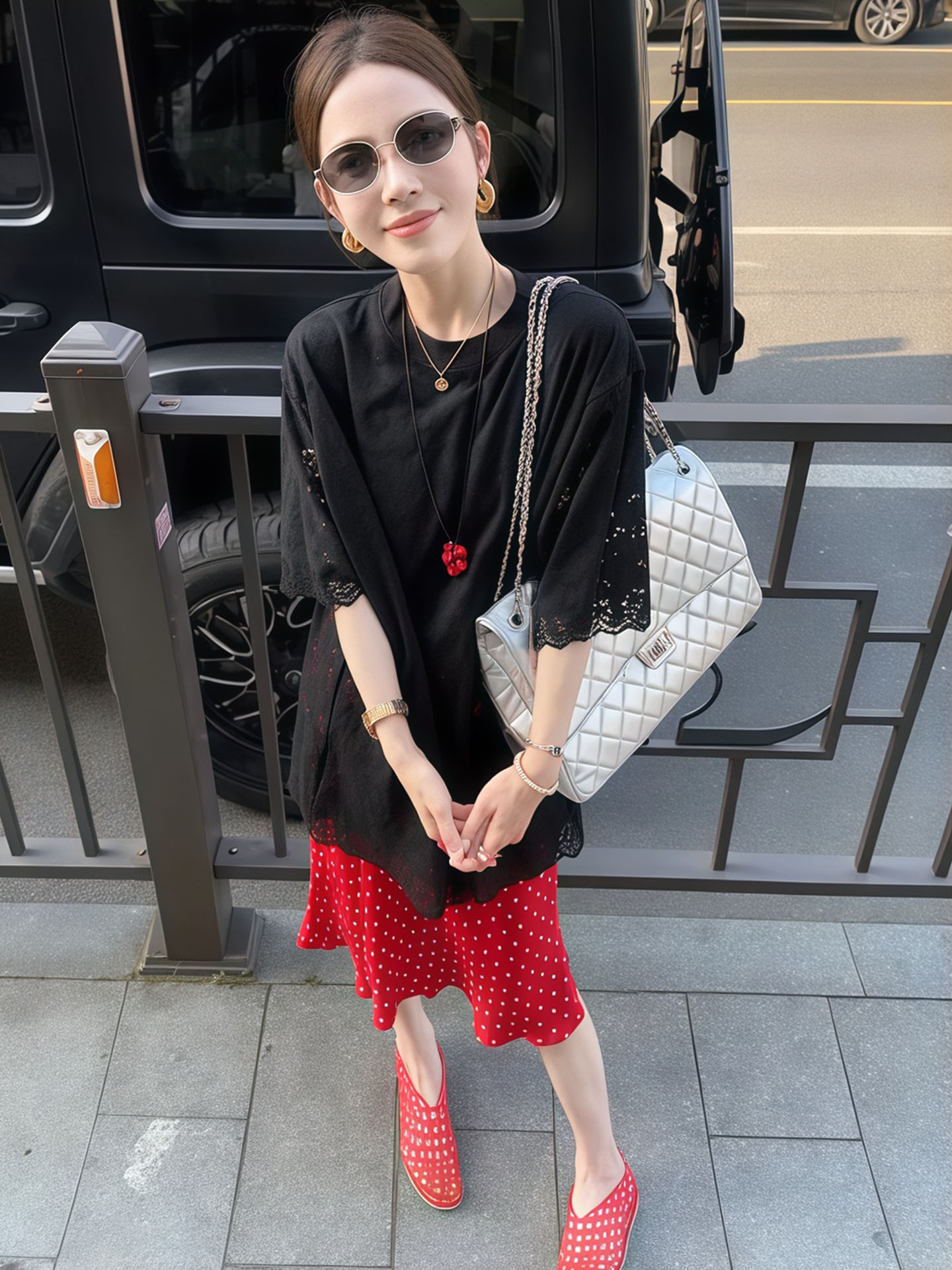 夏季韓風套裝｜鏤空碎花上衣+波點直筒裙｜寬鬆兩件式｜小清新氣質款