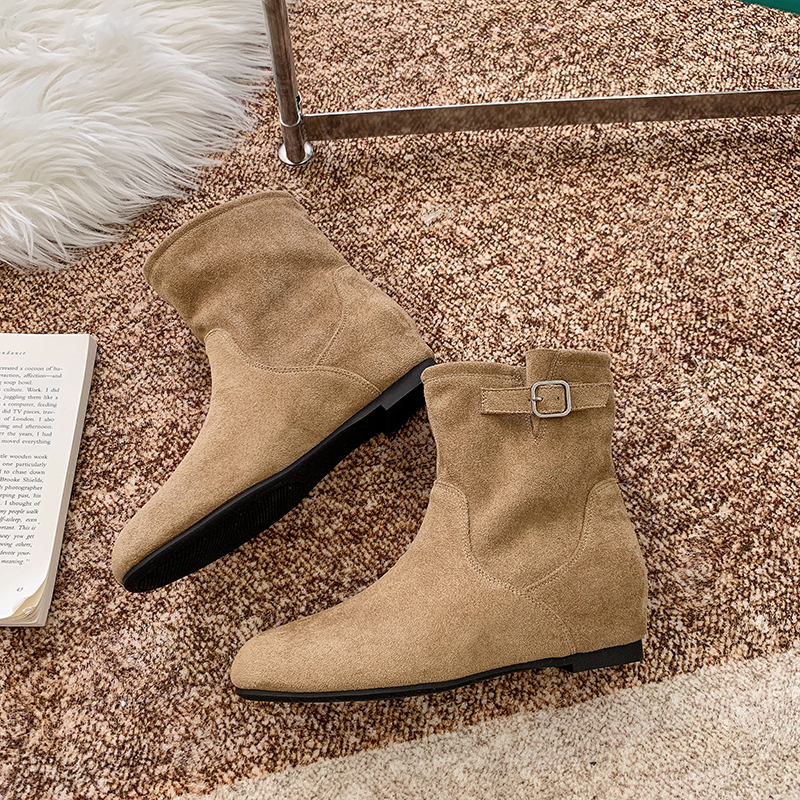 法式圓頭馬丁短靴｜隱形內增高設計｜西部風平底短筒靴