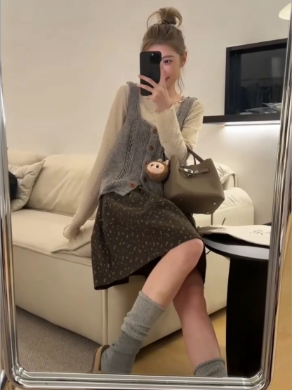 少女感韓系穿搭丨毛織背心內搭打底衫碎花半裙 丨早秋溫柔氣質三件套