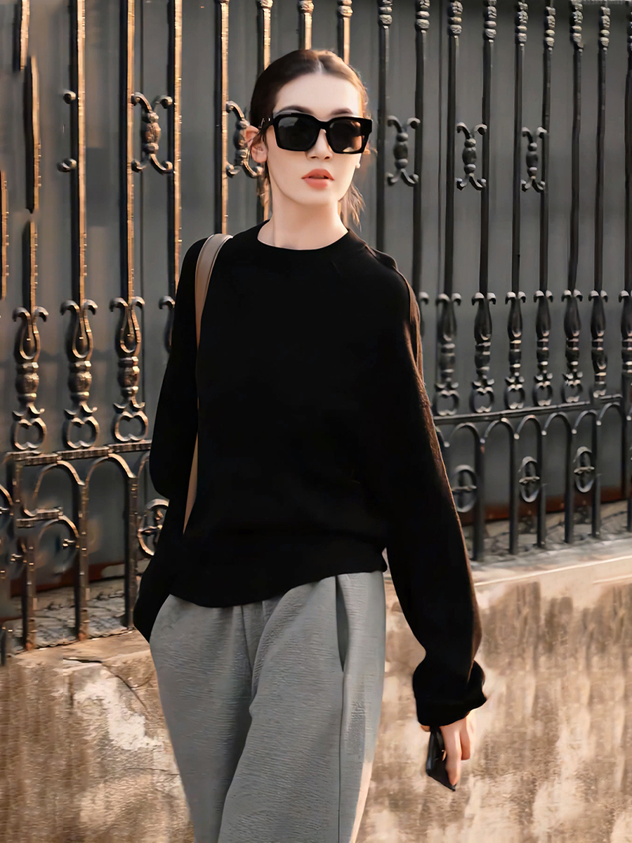 秋冬季休閒時尚套組｜黑色長袖衛衣｜灰色直筒長褲｜免搭配日常穿搭簡約兩件套