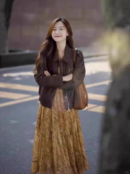 法式復古 美拉德套裝 PU咖色皮衣 碎花雪紡洋裝連衣裙