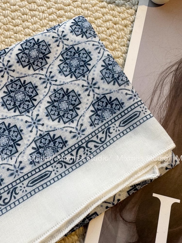 【現貨】文藝疊穿小方巾 復古熱巧棕棉方巾 小領巾 髮帶