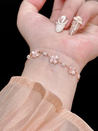 貓眼石四葉草手鏈 | S999 純銀輕奢粉系手串