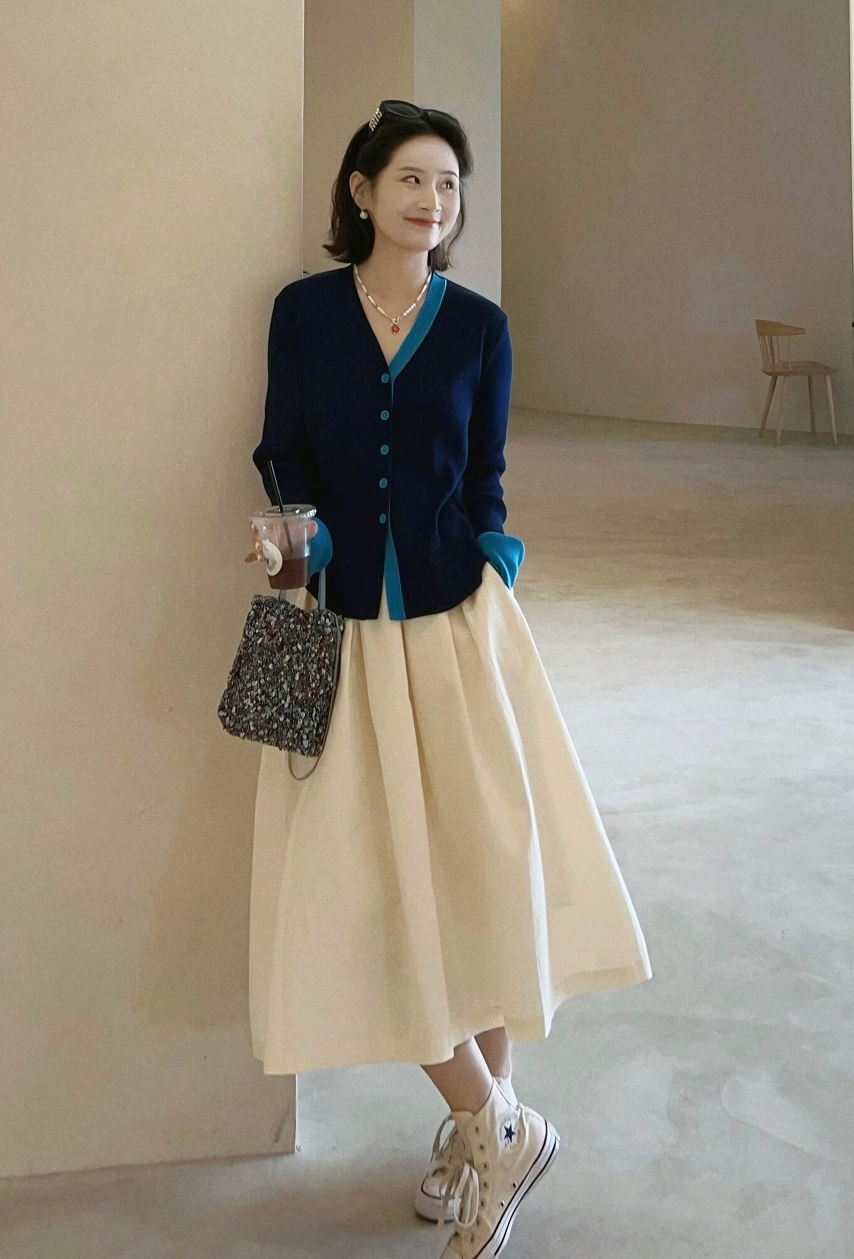 韓系套裝 V領撞色拼接針織上衣+白色半身長裙