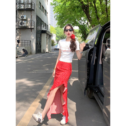 曾小咸 不规则红色波点碎花半身裙女夏季新款裙子高腰开叉a字长裙