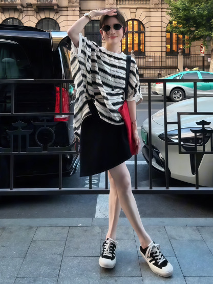 獨家設計款｜撞色條紋短袖上衣+顯瘦A字裙｜寬鬆兩件式｜夏季復古套裝