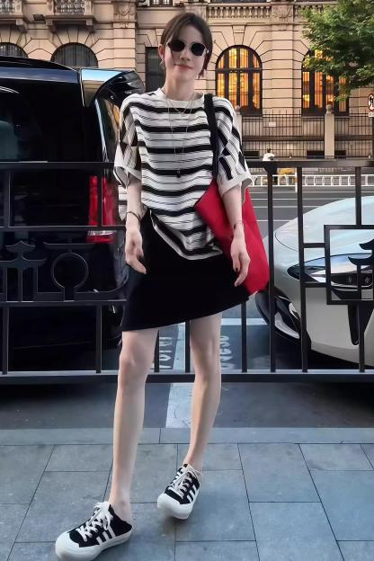 獨家設計款｜撞色條紋短袖上衣+顯瘦A字裙｜寬鬆兩件式｜夏季復古套裝