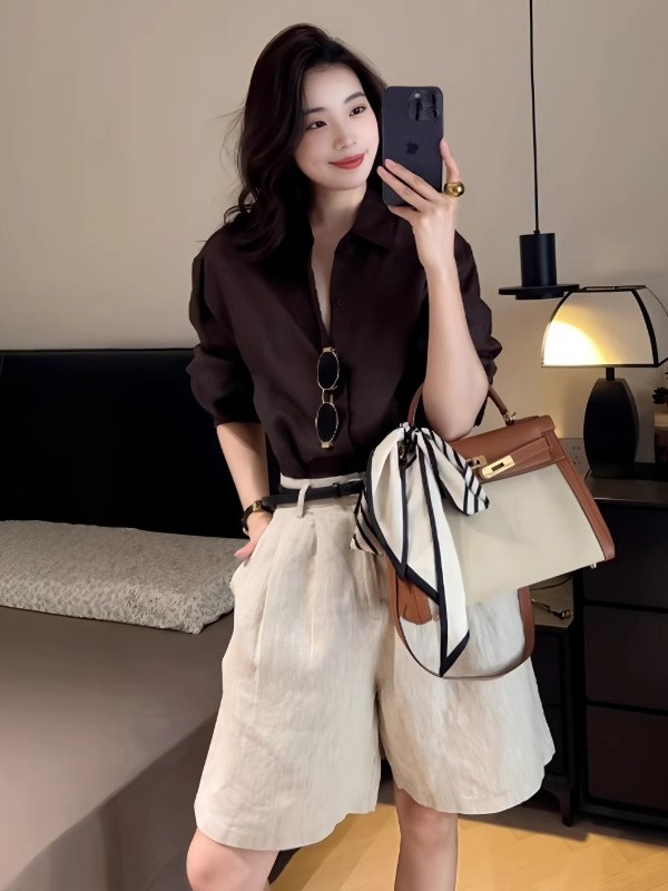 秋季老錢風套裝｜咖啡色翻領襯衫+亞麻短褲｜韓系高級感兩件式