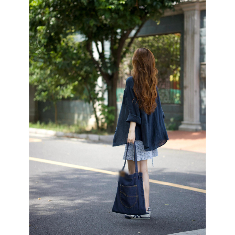 減齡套裝 亞麻藏青色襯衫 少女感碎花收腰吊帶洋裝