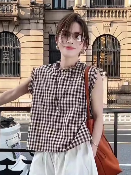 南法田園藍調套裝｜藍格撞色無袖背心+純色寬鬆闊腿褲裙｜復古毛邊設計｜兩件式穿搭