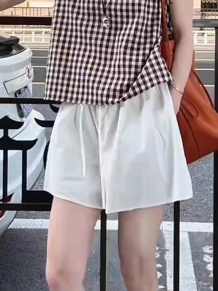 南法田園藍調套裝｜藍格撞色無袖背心+純色寬鬆闊腿褲裙｜復古毛邊設計｜兩件式穿搭