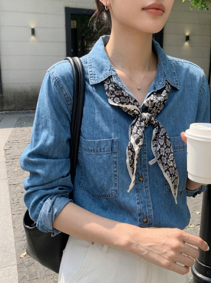 薄款春季休閒牛仔套裝 |  藍色天絲牛仔上衣 【贈絲巾】|  白色闊腿牛仔褲