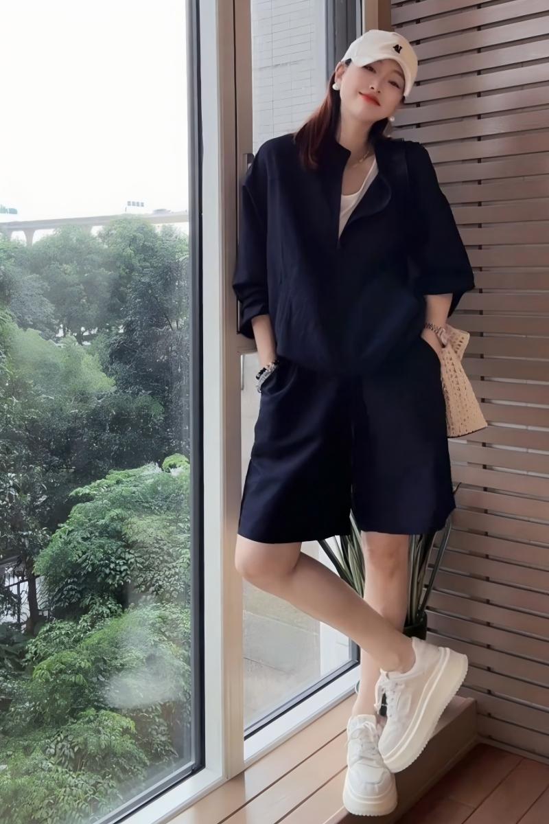 洋氣休閒運動套裝｜純色防曬外套 + 高腰闊腿短褲｜舒適顯瘦兩件組