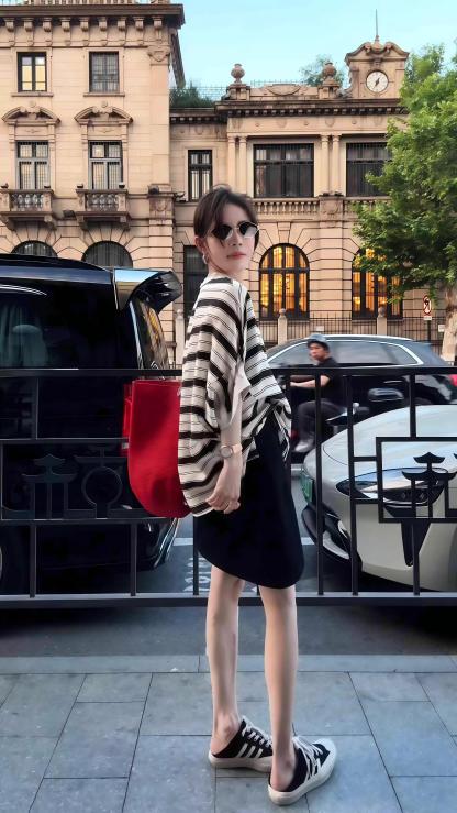 【預售】紅寶石托特包｜純手工拉菲草編織設計｜水桶包+大容量｜百搭度假慵懶風