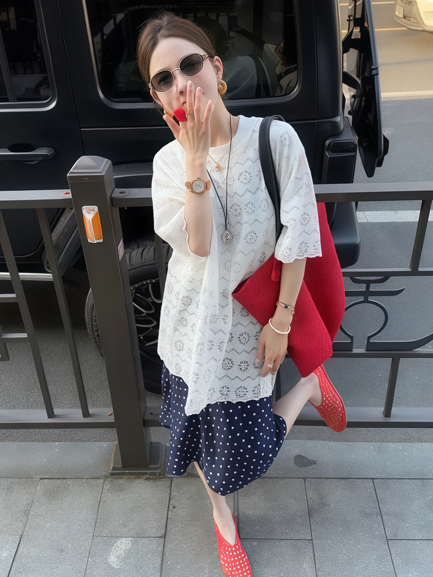 夏季韓風套裝｜鏤空碎花上衣+波點直筒裙｜寬鬆兩件式｜小清新氣質款