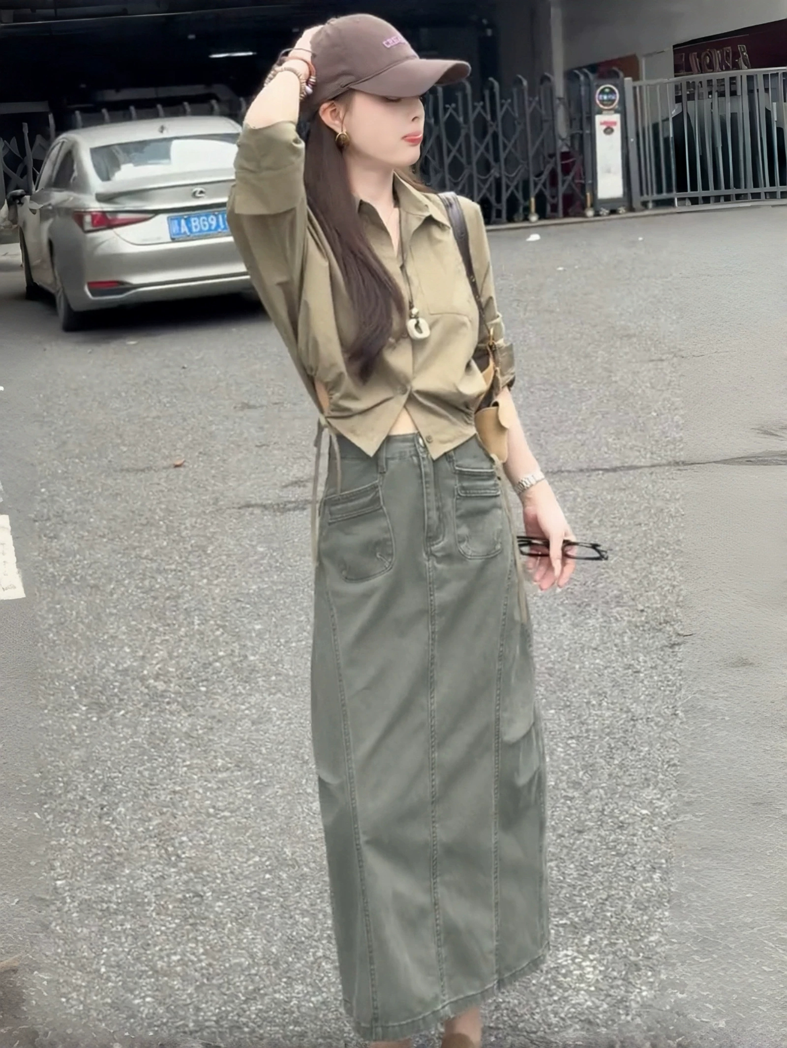 韓系復古休閒兩件套｜卡其抽繩收腰襯衫｜軍綠高腰口袋A字長裙