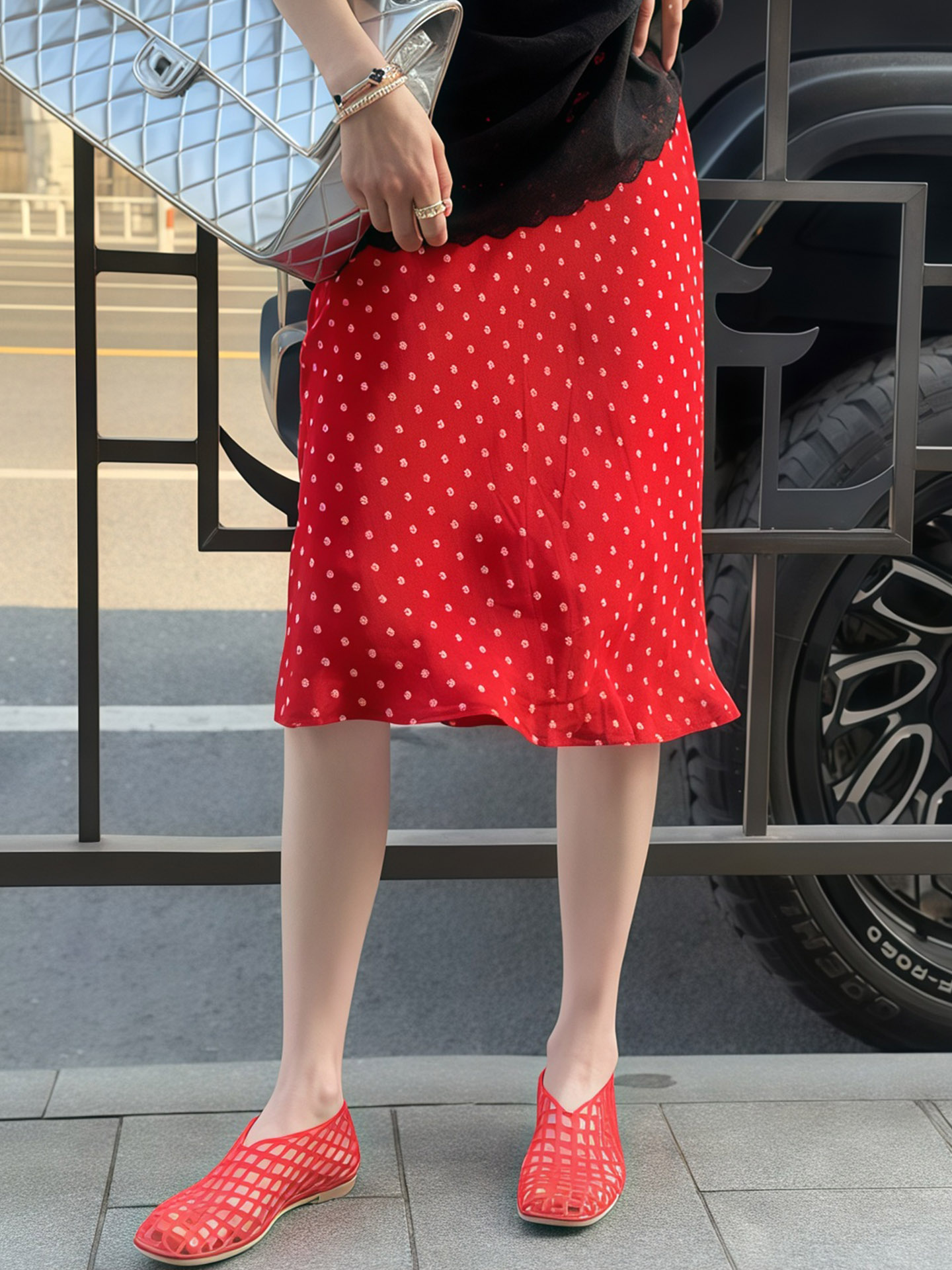 夏季韓風套裝｜鏤空碎花上衣+波點直筒裙｜寬鬆兩件式｜小清新氣質款