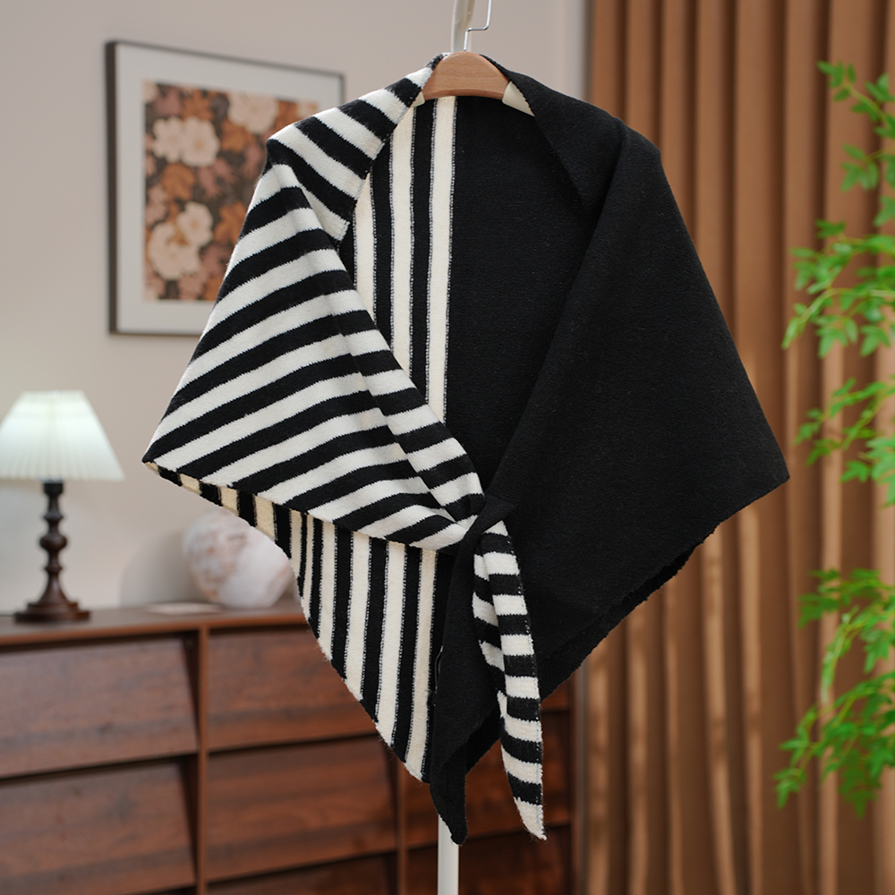 法式慵懶風｜羊毛混紡條紋圍巾披肩｜保暖百搭