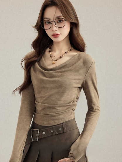美拉德復古咖色蕩領上衣 修身顯瘦長袖 T 恤 秋季內搭打底衫