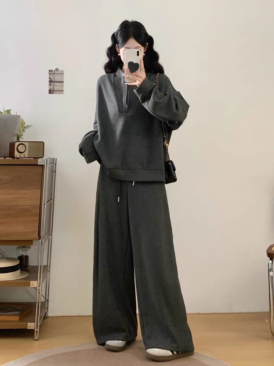 秋冬休閒運動老錢風套裝｜立領設計衛衣 + 休閒褲｜時尚高級感日常穿搭