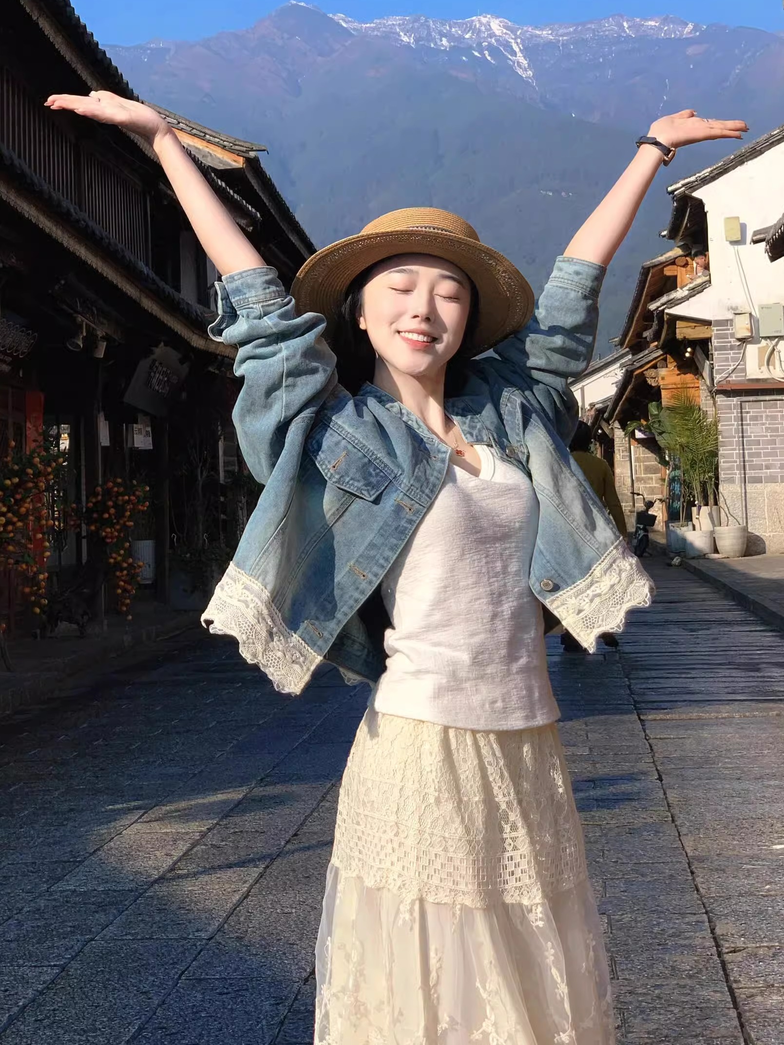 小香風蕾絲牛仔外套套裝組｜氣質藍白配色的夢幻逸品｜約會聚餐必備戰服