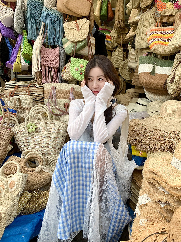 曾小咸 不规则蕾丝蓝色格子半身裙女夏季新款裙子海边穿搭a字长裙