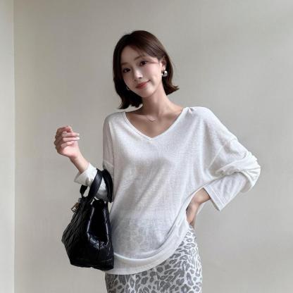 秋季鏤空罩衫套裝｜白色後背鏤空罩衫長袖 | 銀灰色豹紋裙｜顯瘦兩件式