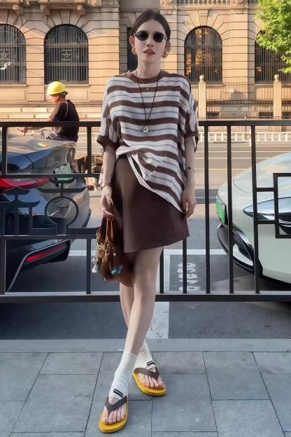 獨家設計款｜撞色條紋短袖上衣+顯瘦A字裙｜寬鬆兩件式｜夏季復古套裝