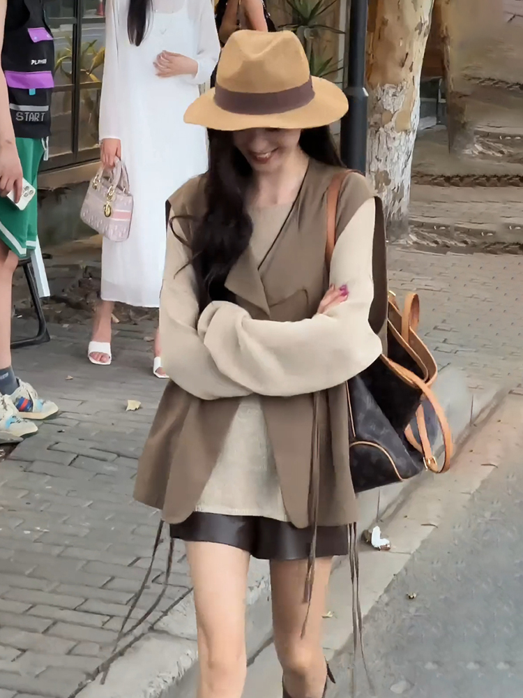 法式針織背心外套｜寬鬆外穿提升好感度｜秋冬必備層次感單品