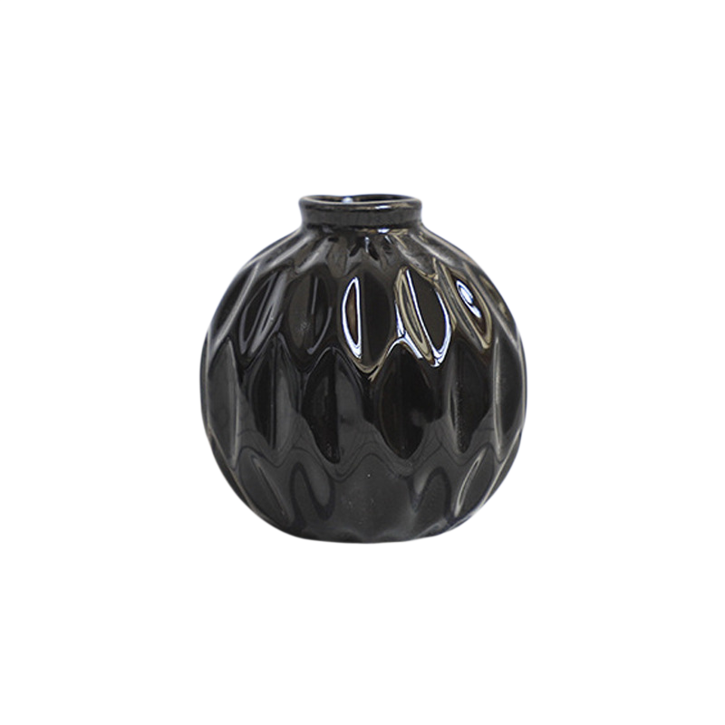 Simple ceramic small vase