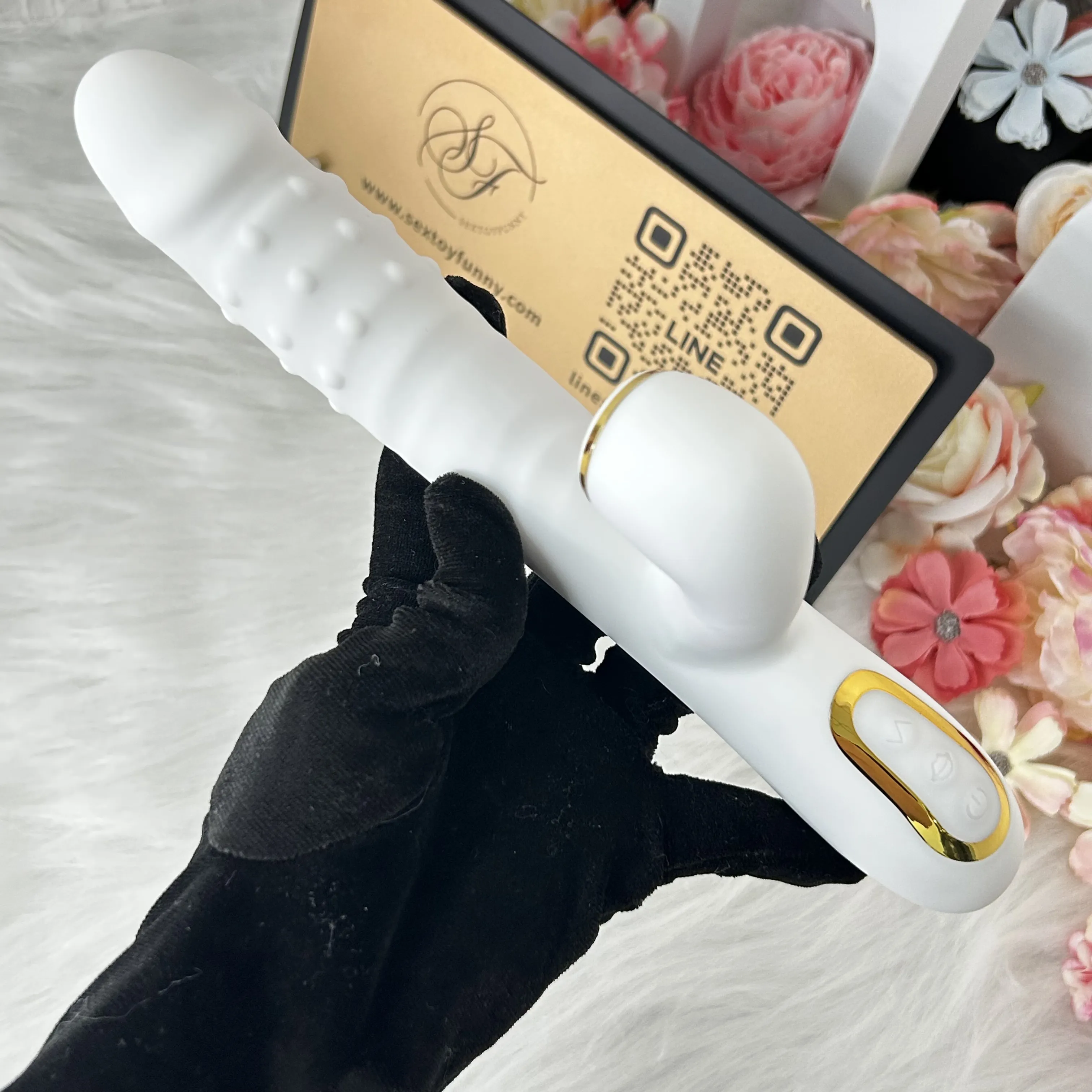 Realisic Penis Thrusting & Suction Zonal Control Vibrator
