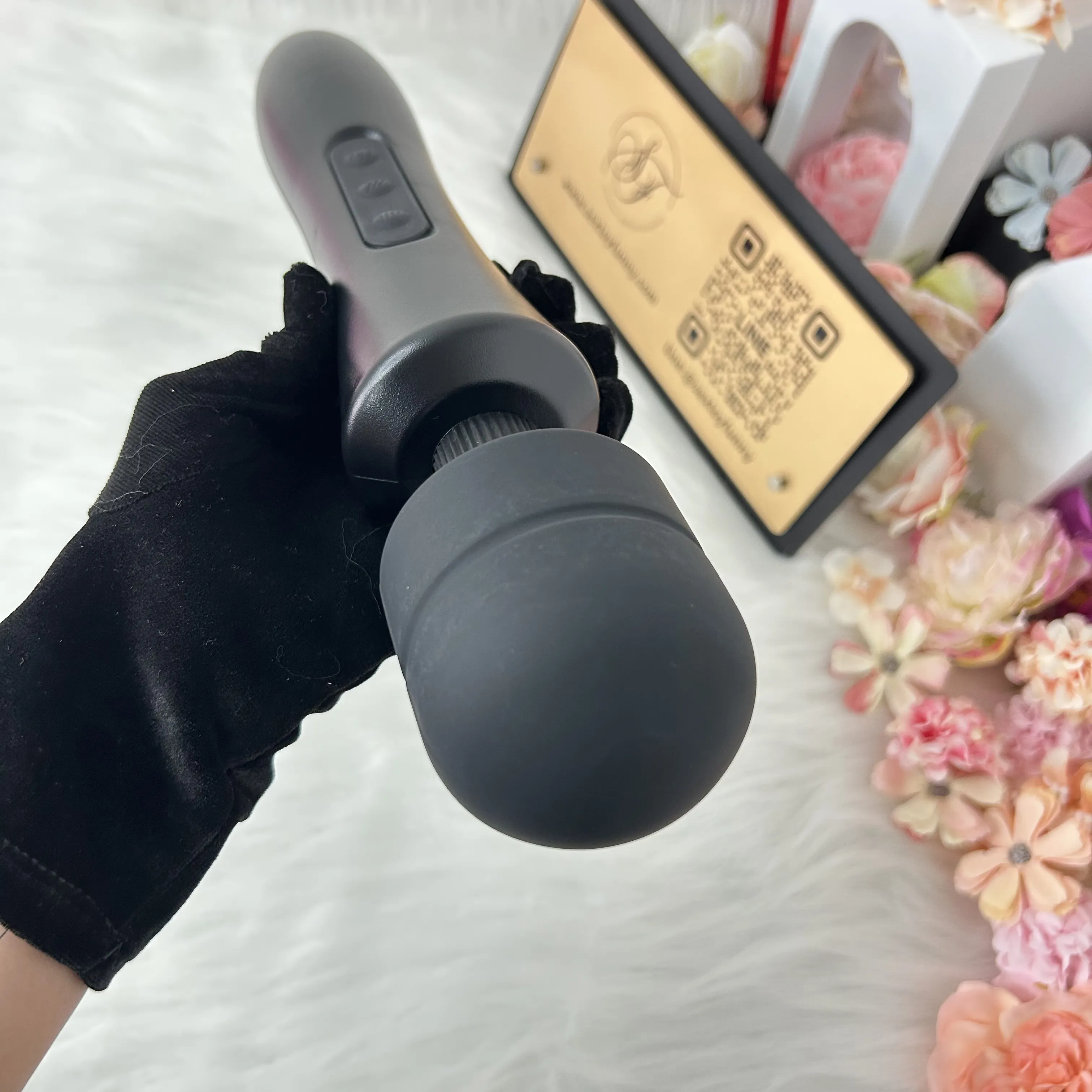 Extra-Large 8 Speeds 20 Modes USB Charging AV Wand Vibrator