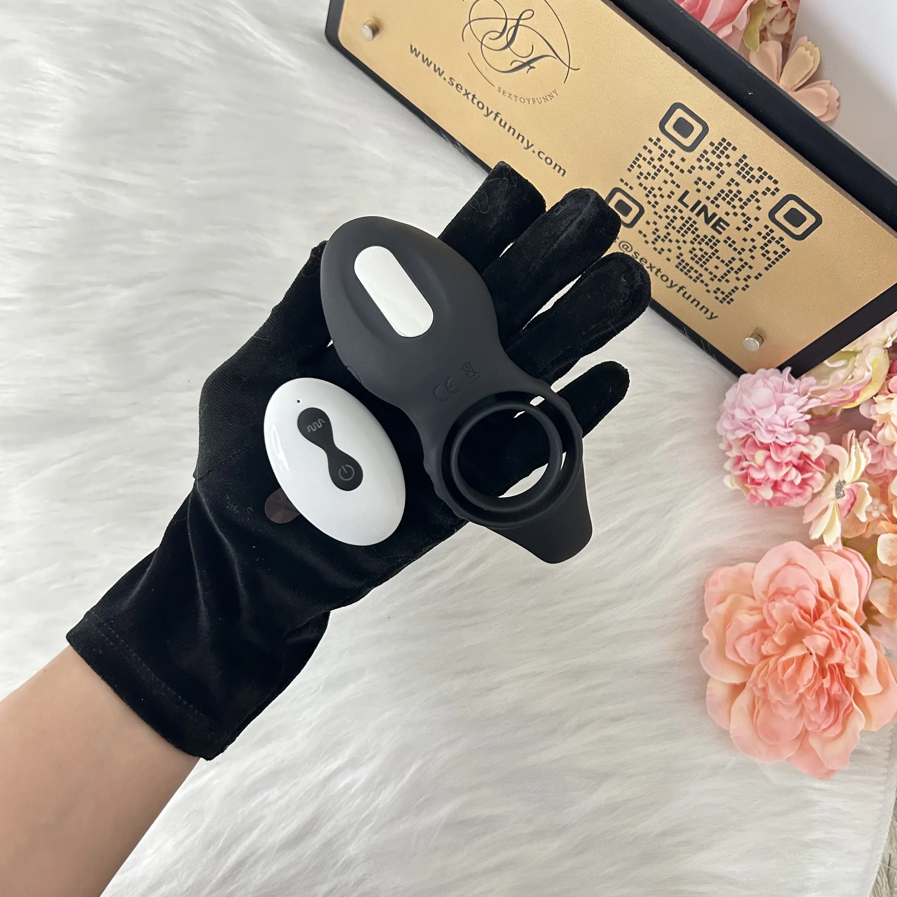 Couple 3-In-1 Tongue Remote Control Vibrator With Cock Ring