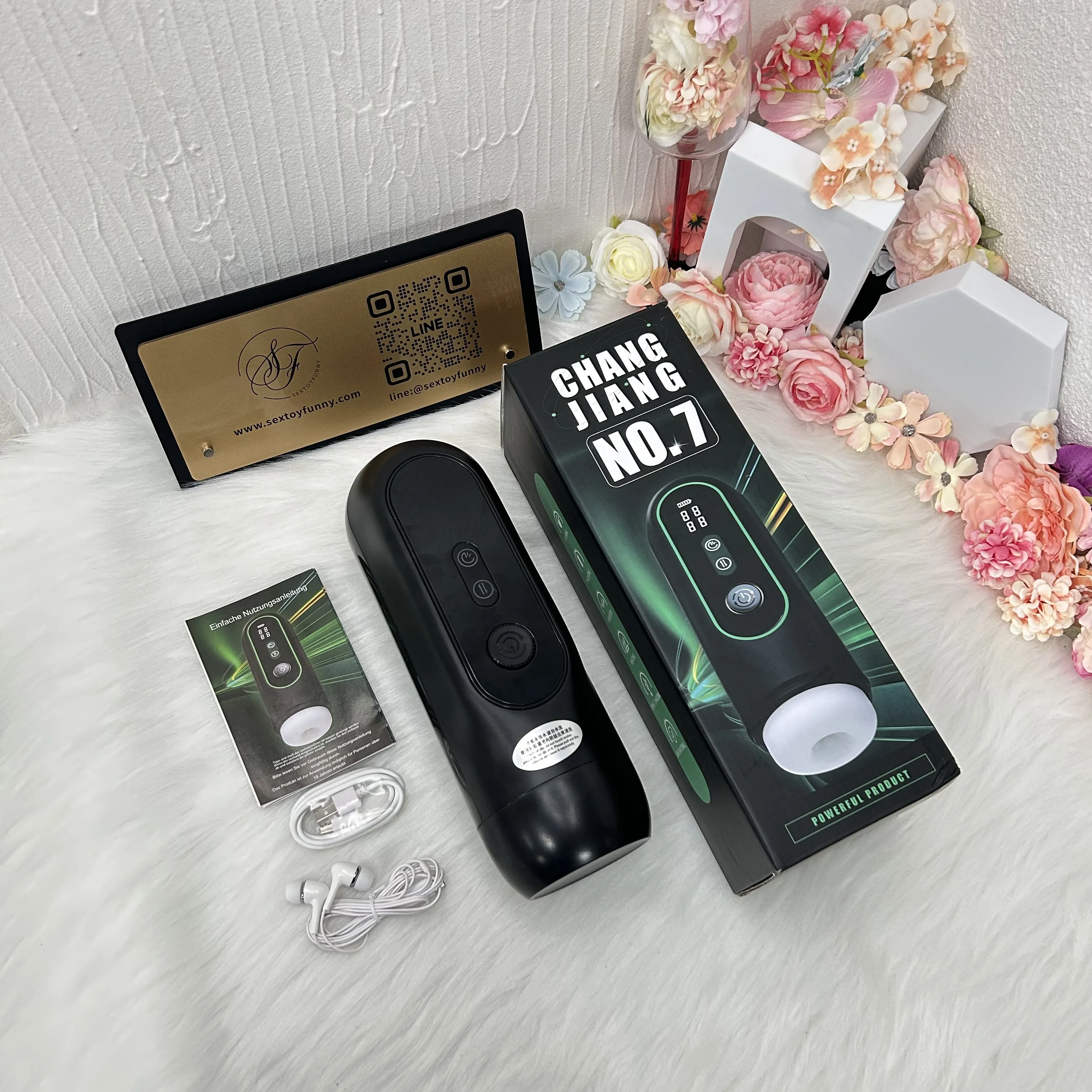 Suction+Vibrating+Thrusting Male Masturbator Display Screen