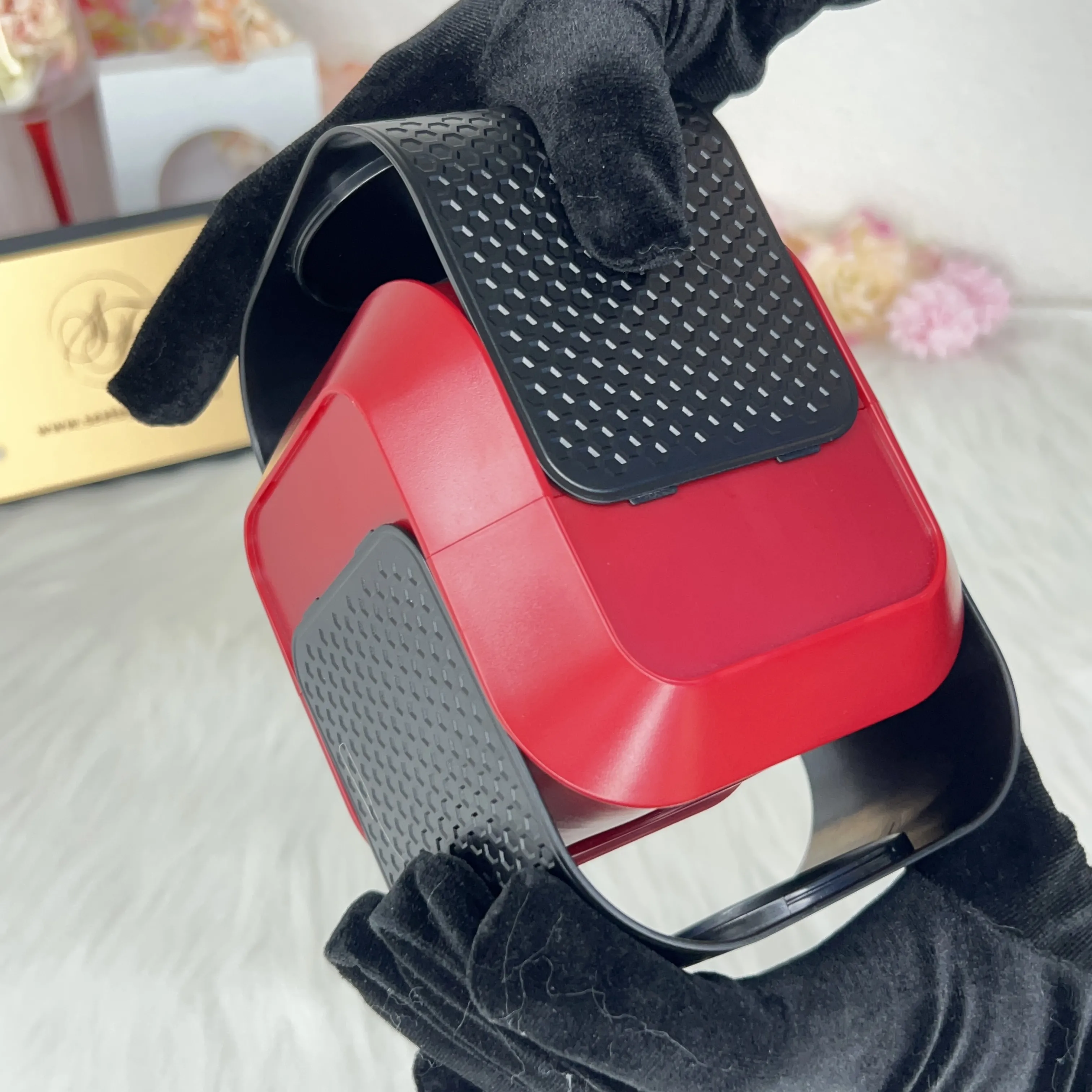 7 Thrusting + 7 Rotation Male Masturbator Speaker Shape