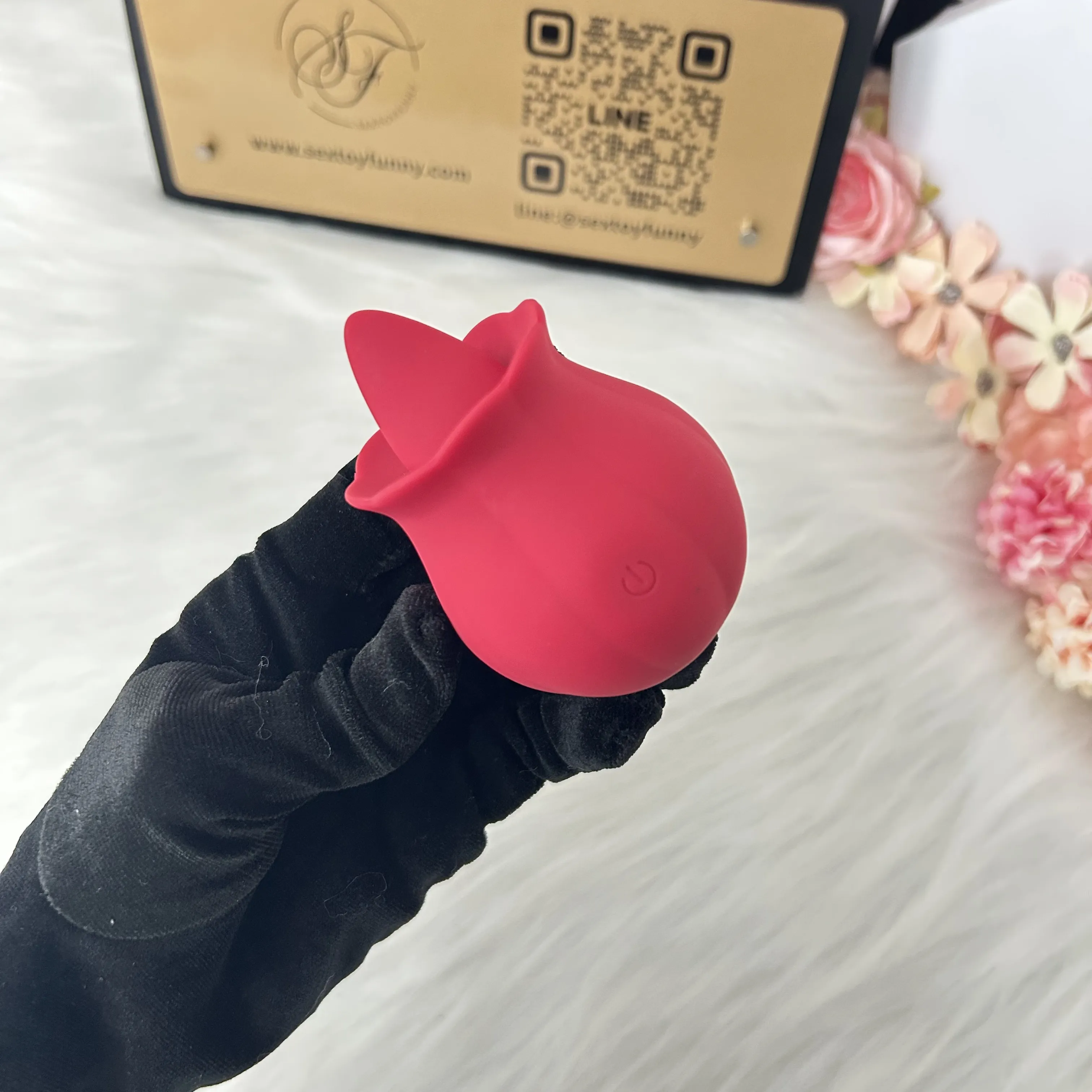 10 Levels Tongue-Licking Clitoral Vibrator & Breast Toy