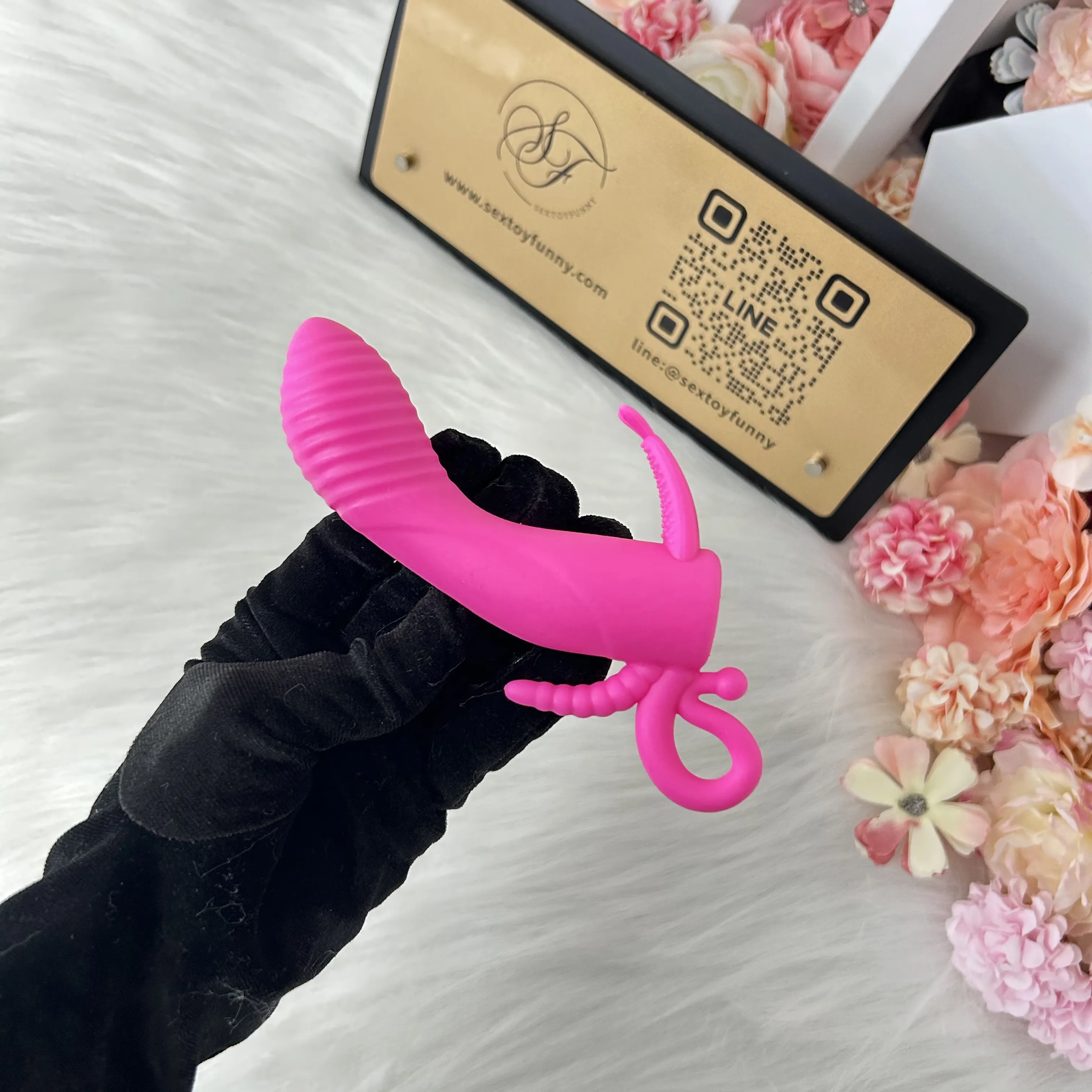 JIUAI Jade Rabbit Multi-Point Stimulation Clitoral Vibrator