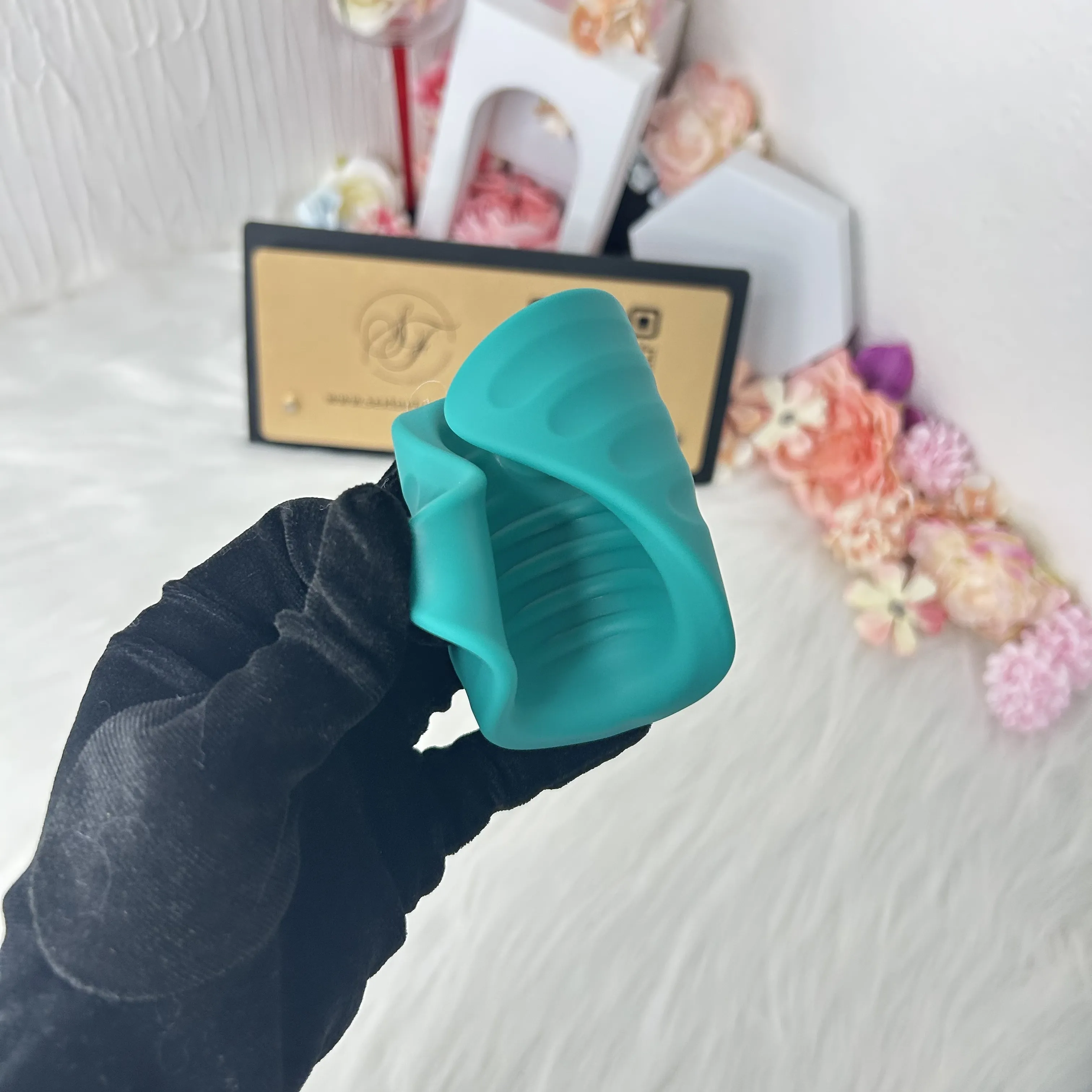 Automatic Male Masturbator & Trainer With APP Functionality