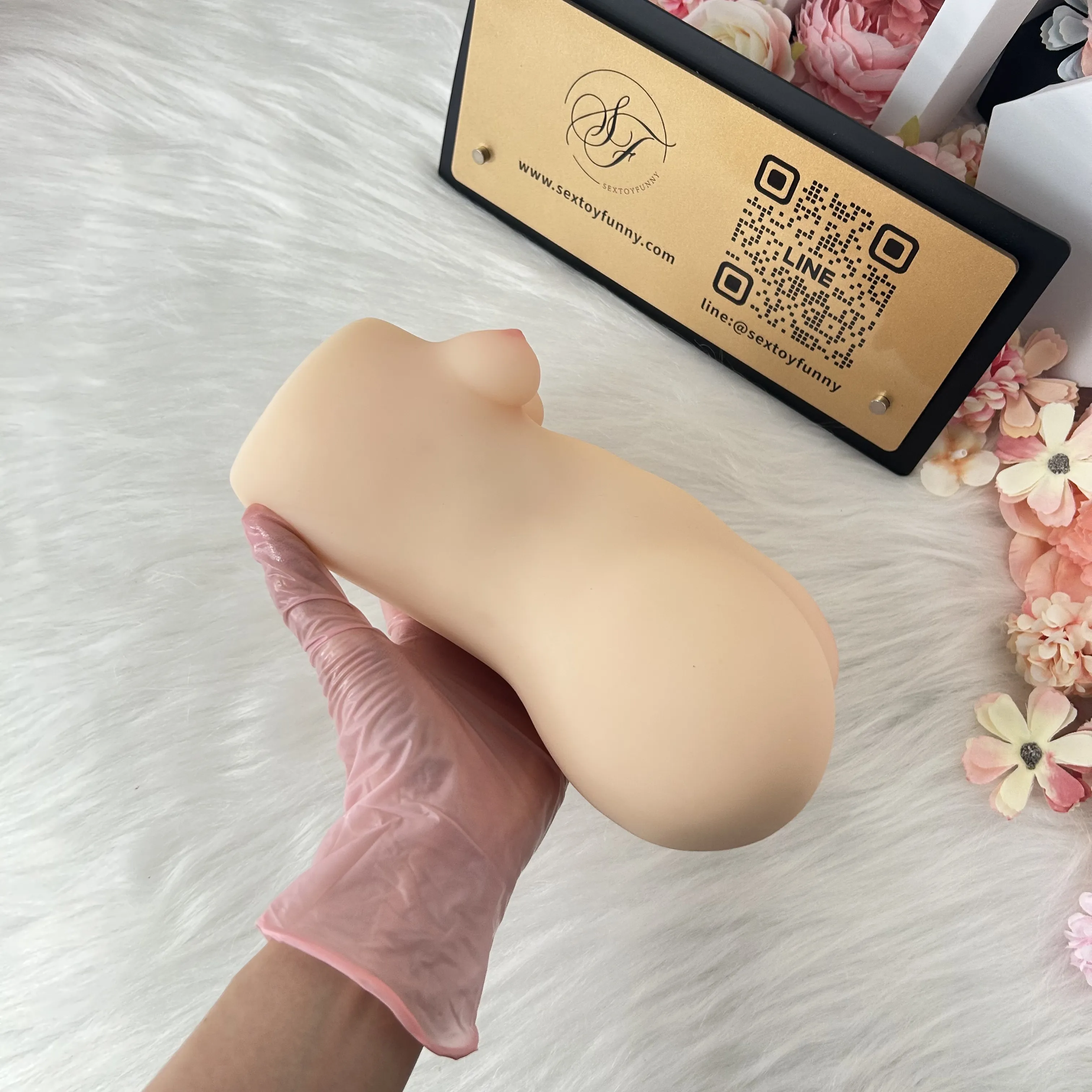 YUU Realistic Vibrating Vagina Graphene Heating NW 1110g ±5%